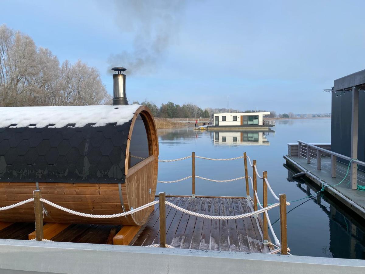 Schwimmende Ferienhaeuser Auf Dem See - Spreewald Vetschau Exteriör bild