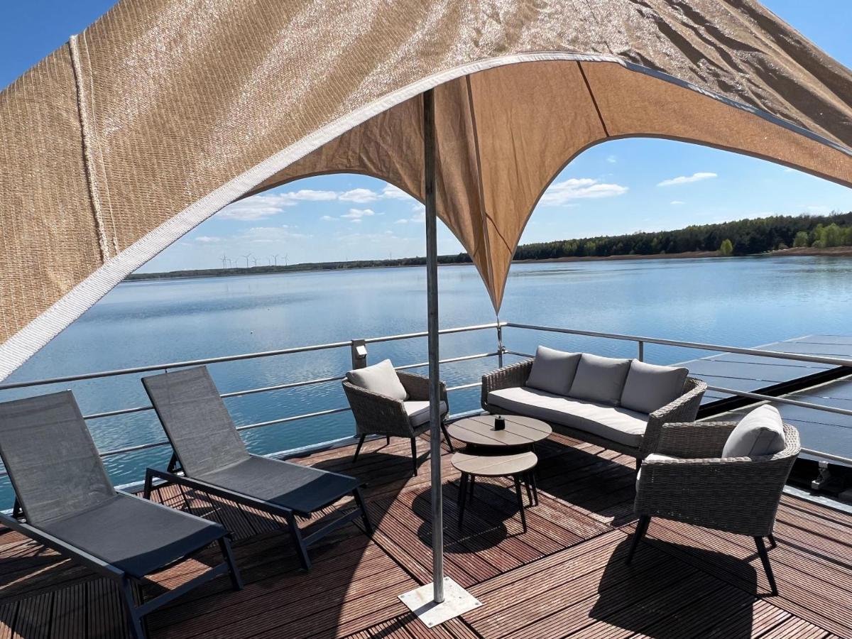 Schwimmende Ferienhaeuser Auf Dem See - Spreewald Vetschau Exteriör bild
