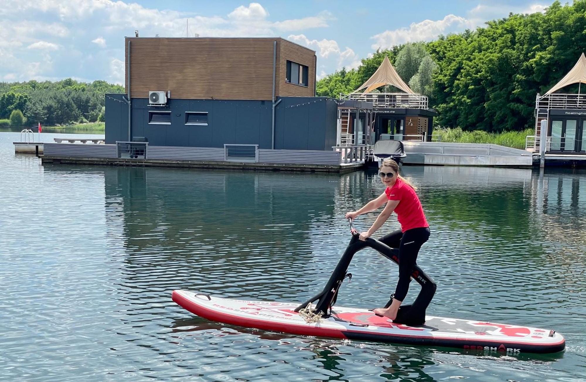 Schwimmende Ferienhaeuser Auf Dem See - Spreewald Vetschau Rum bild